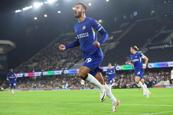 都体：两家沙特俱乐部有意迪巴拉，但球员想留在欧洲主流联赛