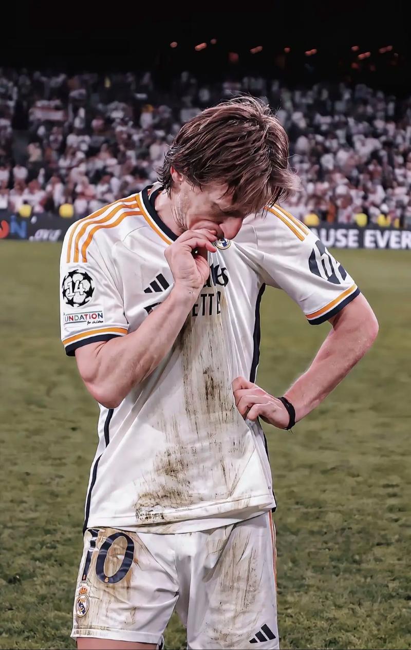 中场多次制造威胁，表现亮点突出