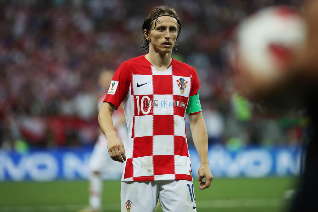 里贝里：“就我个人而言，我认为我和罗本在某些时候...